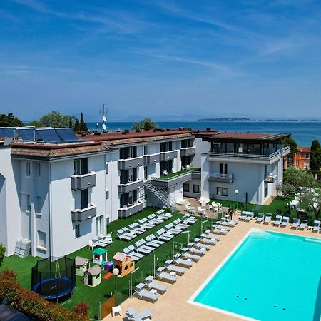 Hotel Oliveto Desenzano del Garda Exterior photo